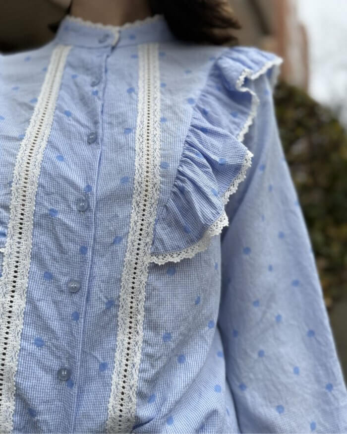 Blusa con Puntilla - Imagen 2